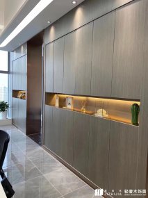 K625银丝直纹高端轻奢木饰面板房门柜体装修案例